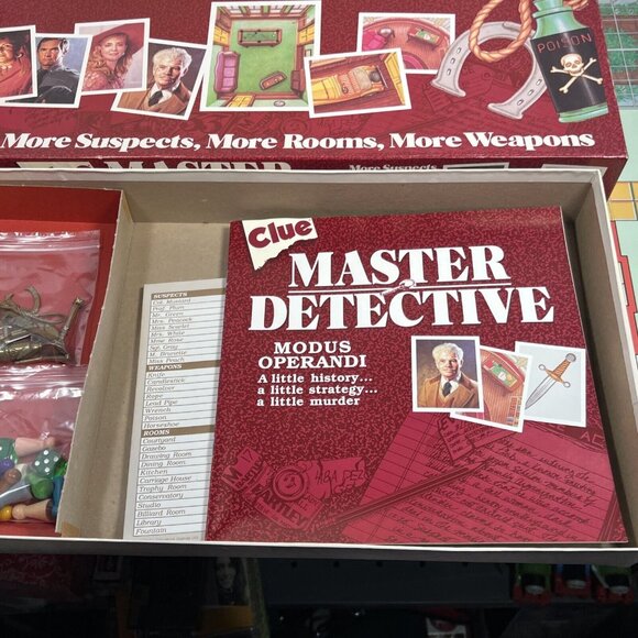 CLUE Master Detective Parker Brothers Original 1988 Complete Brass Tone Weapons - Picture 7 of 16
